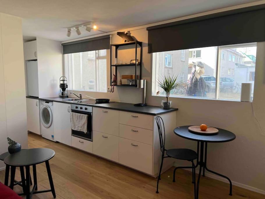 Studio Apartment Reykjavik City Center Exterior photo